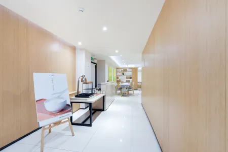 JI Hotel (Changchun Silicon Valley Street)