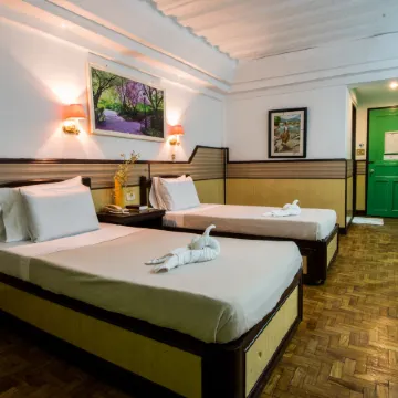 Family Country Hotel & Convention Center