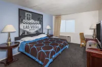 Super 8 by Wyndham Las Vegas North Strip/Fremont St. Area