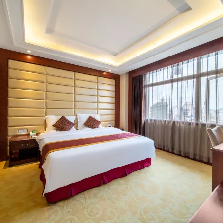 Harmonious Dunpu Hotel