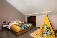 Floral Lux Hotel·tifu Hotel(Dongyi Town, wanpingkou, Rizhao) - พร้อมระเบียง