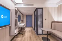 HanTing Hotel (Nantong Qingnian Middle Road Yuanrong Plaza) Hotels near Nantong University