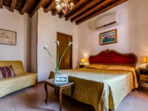 Hotel Ariel Silva Hotels near Venice Santa Lucia Station