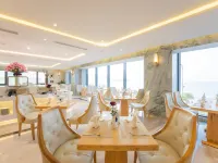Canary Gold Hotel Quy Nhon - Beachfront, Iconic Location Hotels in Quy Nhon