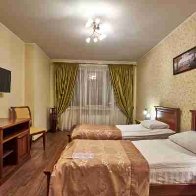 Pioneer Luxe Hotel Rooms