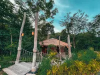 Akra Collection Layan - Hideaway Villas Отели в г. Layan