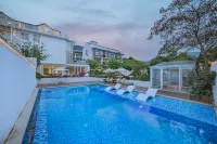 Walking Mountain Country Moganshan French Hot Spring Light Luxury Meishu - Water Park
