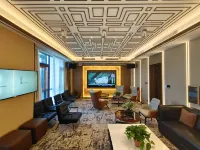 Dingzhou Xiangjiang Wanda Jinhua Hotel - Gym