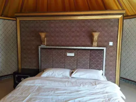 Xilamuren Mongolian Prairie Resort Отели рядом с достопримечательностью «Xilamuren Prairie»