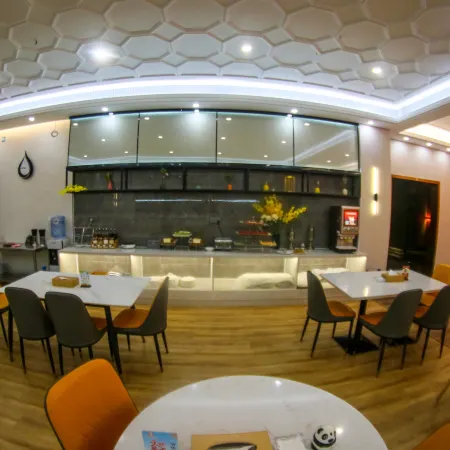 Vienna 3 Best Hotel (Fengqing Plaza)