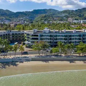 芭東南灘歡樂鴻居酒店 鄰近芭東碼頭（Patong Pier）的酒店