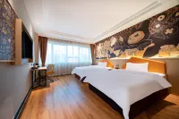 IU Hotel (Guiyang Xiaohe Jinjiang Road Subway Station Branch) Hotels in Guiyang