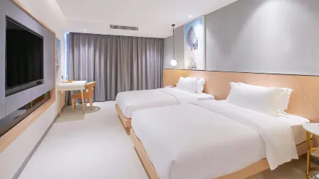 Vluky Hotel (Chongqing Guanyinqiao Pedestrian Street Branch