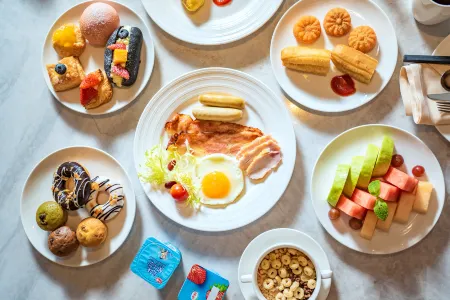 Courtyard Shenzhen Bao'An Отели рядом с достопримечательностью «Dadingling Shanlin Park»