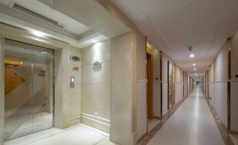 Vienna Hotel (Sanya Yalong Bay Qianguqing)