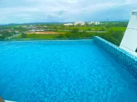 Imperio Professional Suite by Imperio Haffa - Rooftop Pools