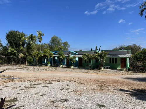 Pinmanee Resort and Homestay