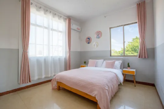 Weizhou Island Youxuanjia Inn Отели рядом с достопримечательностью «Great Palace»