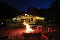 Liuba Pusu Shiguang B&B