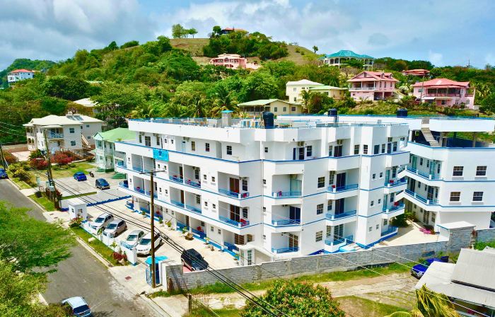 Blue Star Apartments & Hotel