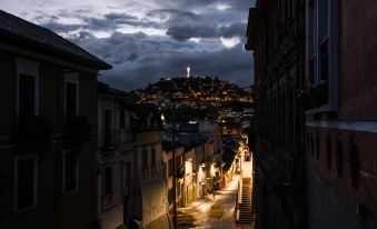 Hotel Casa Ecuatreasures - Historic District