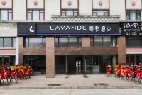 Lavande Hotel (Bomi) Hôtels à proximité de : Bowo Commercial Pedestrian Street
