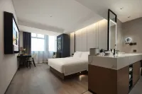 Atour Hotel, Daxin Square, Xinyang East Station Hotels in Xinyang