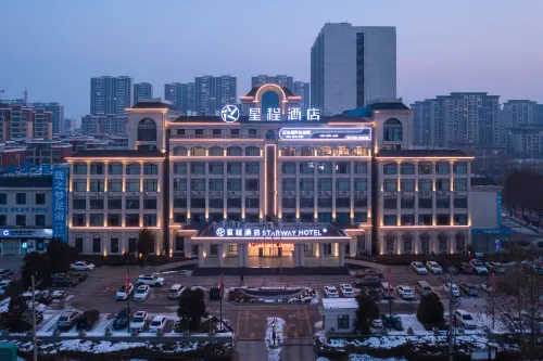 Starway Hotel (Nanle, Puyang) - parking