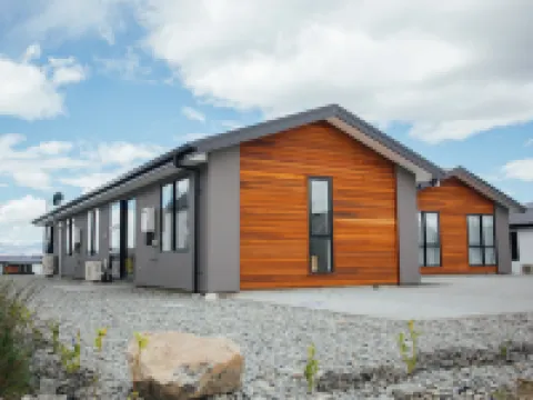 Bluebird Apartment Hotels in Lake Tekapo