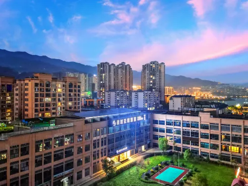 Kuoyue Yunqi Hotel (Fengjie High-speed Railway Station) - Frühstück