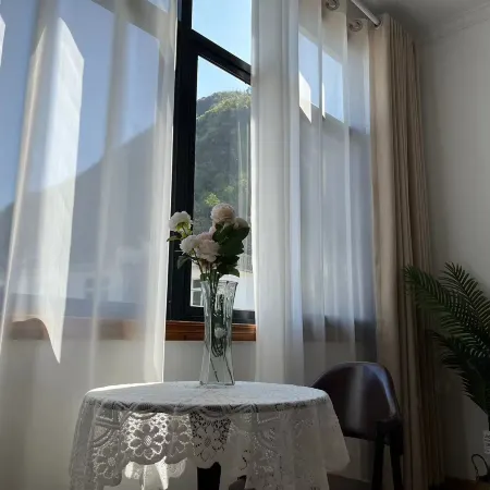 Shitai Mountain and Half Water Homestay