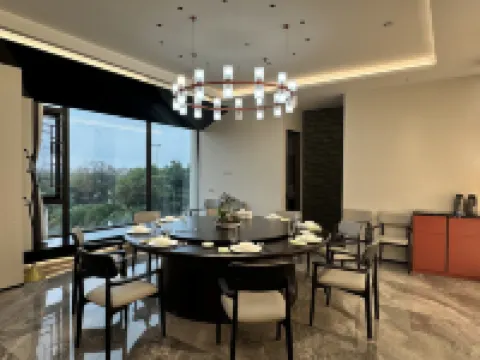 鉑晶 | Platinum Crystal 鉑林江景酒店（汕頭高鐵站店）