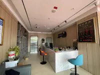 Xiyun Hotel (Kashgar University Branch) - غرفة مطلة على الجبل