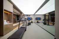 Homeinn Plus Hotel (Kuytun Railway Station)