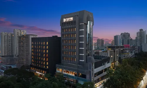 Wanda Moments  Xi'an Yongning  Gate