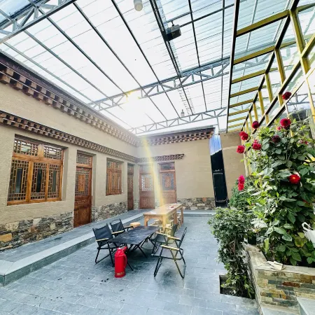 Bajiao Gucheng Homestay
