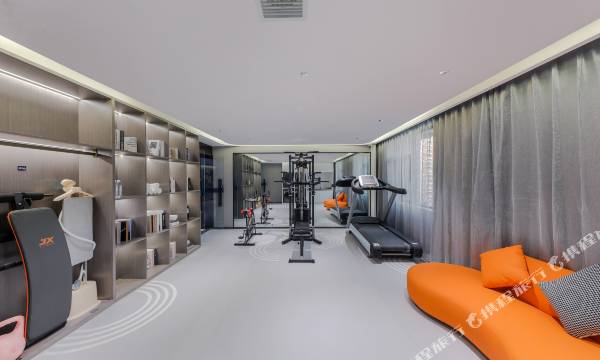 Ease Hotel · Zhi (Xi'an University of Science and Technology Yanta Campus Taiyi Road Subway Station)