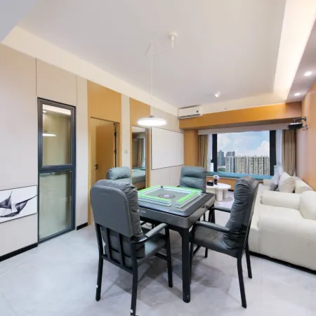 Wheat House Suite Resort Hotel (Chengdu Hongxingqiao Subway Station Branch) Hotels in Chengdu