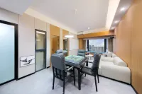 Wheat House Suite Resort Hotel (Chengdu Hongxingqiao Subway Station Branch)