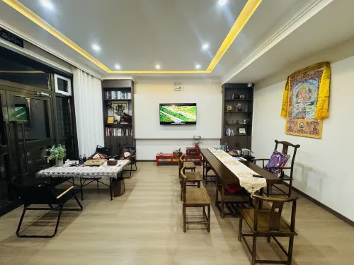 Meet·Baying River (Bayin River Haizi Poetry Exhibition Hall Store)