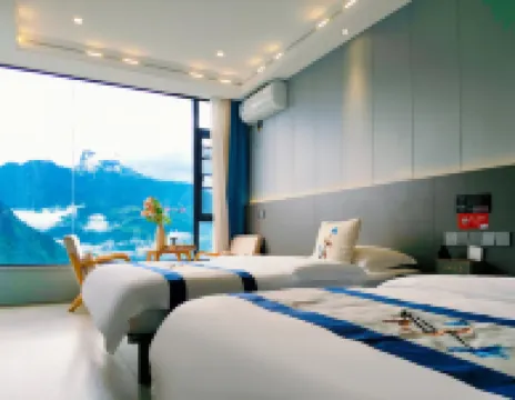 Mountain Homestay (Old Munden Village Shop)