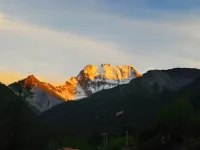 Yading BORE Secret Realm Hotel - Scenic