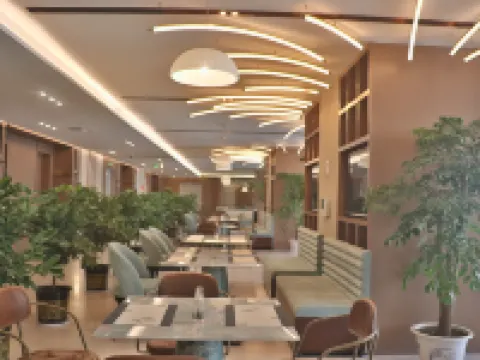 Pengrun Grand Hotel (Shiquanhe) Hotels in Gar County