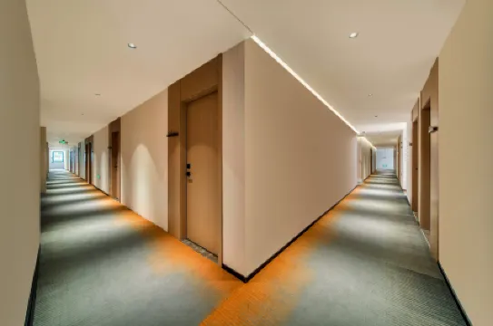 Yiwu Miya Hotel Отели рядом с достопримечательностью «Qiyi Agriculture Ecological Garden»