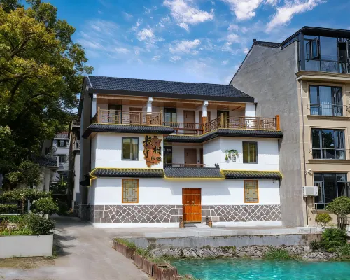 Changxiangshou Homestay (Hengdian Qingming Shanghe Tu) Hotel di Dongyang