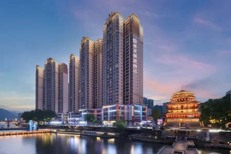 MEHOOD LESTIE HOTEL (Xuan'en Wenlan Bridge Moda Building Branch) Отели рядом с достопримечательностью «Wenlan Bridge»