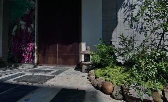 Silent Mountain Residence