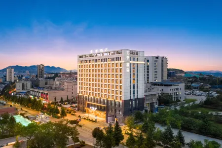 JI Hotel (Bijie Weining Caohai North Slope Ecological Park)