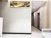 鶴崗益元快捷賓館 - 停車場