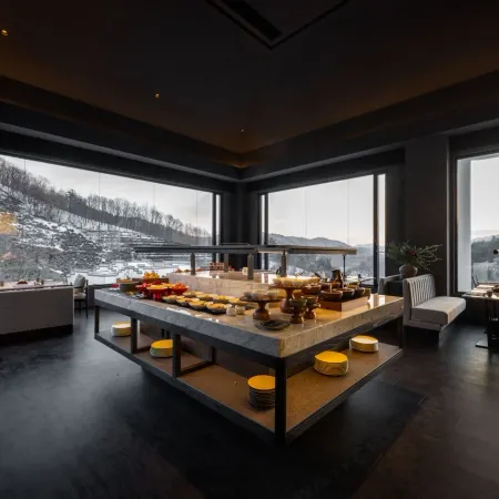 Hefei Lujiang Chunian Cultural Resort Hotel